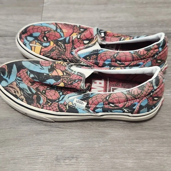 Vans Marvel Spider-Man Graphic Slip-Ons Mens 7 Womens 8.5 - Picture 2 of 10
